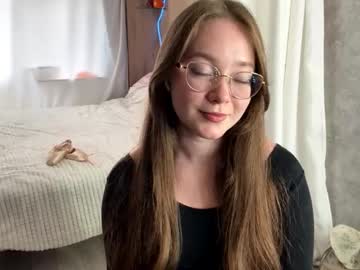Editbellas, 18 years old, Goal: Show 1 pose for u, First day here! Ballet lessons here  :) #new #shy #slim #teen #18 [135 tokens remaining], webcam photo