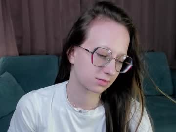 Feet Cams Live model Elenecoote, age 18 streaming Foot Fetish VR