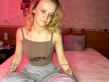 Elenimurayama, 18 years old, Goal - Show my eyes up close?? My name is Mia #18 #teen #new #young #natural [23 tokens remaining], webcam photo