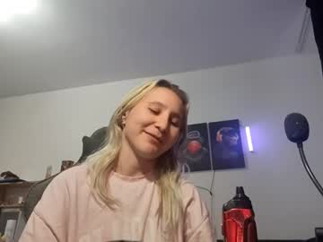 Elenistaheli, 18 years old, Goal: Spin around, show my outfit #new #shy #blonde #teen #18 [39 tokens remaining], webcam photo