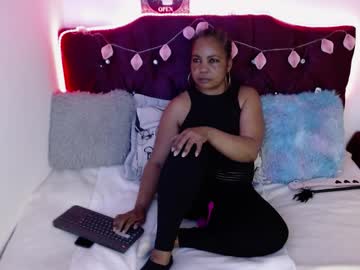 Live Milf Eleonor_ebony, 45 yrs - Hot Milf Cams