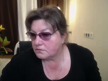 Live Milf Elizabethwind - Hot Milf Cams