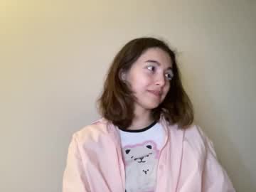 Ellynella, 21 years old, Goal: Hello world! <3 #new  #teen #natural [20 tokens remaining], webcam photo