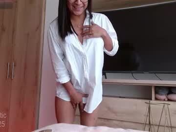 Em_rotic, Hi :) My Lovense toy is on Be friendly || #ebony #young #trans #german #tease, webcam photo