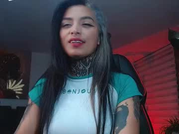 Ema_ploxx • smoke • tierra • public
