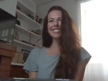 Live Milf Emaharvey - Hot Milf Cams