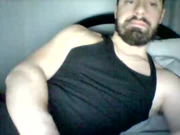 Emgee88 big cock cam stud 37 yrs streaming live