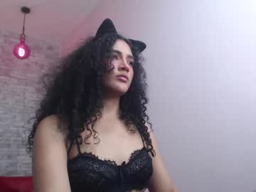 Emiily_smith1_, 21 years old, GOAL: Flash Boobs [22 tokens remaining] PVT Open 6 rk x Minute NO LIMIT #new #curly #bigass #curvy #pvt, webcam photo