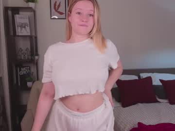 emilyhewell - Live Performer