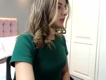Emma_collins___, 19 years old, GOAL: Show panties [38 tokens remaining] Welcome to my room! ? #feet #blonde #smalltits #bigass #new, webcam photo