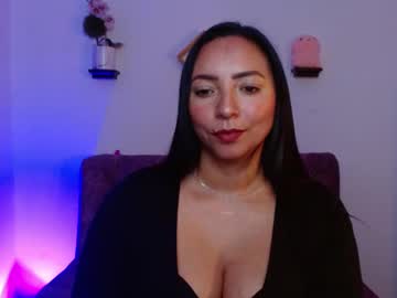 Emmi_cam • latina40y • Here • public
