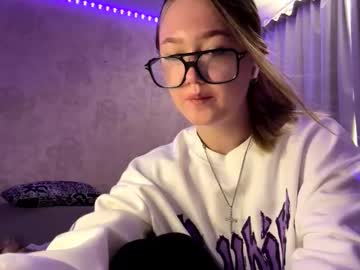 Emmiefailla, 18 years old, GOAL: Look deep into my eyes [19 tokens remaining]  Hi, my name is Inessa, I'm glad to see you:) It's my first day! #new #18 #bigboobs #bigass #young, webcam photo