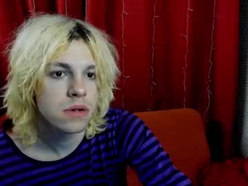 Live twink cam Emoslut_, age 19 yrs nude and streaming