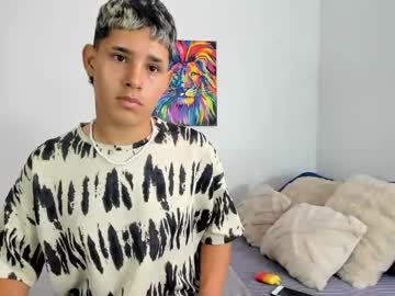 Engel_dust, 18 years old, GOAL: Flash Soft Cock [100 tokens remaining] Welcome to my room! I'm new, I want to have fun #feet #latino #18 #smoke #new, webcam photo