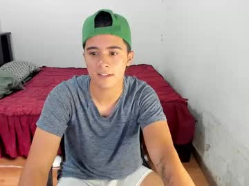 Live cam boy Esparhot69, 20 yrs – Hot Male Cams