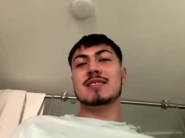 Live gay cam model Esteeban_ streaming now in HD