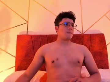 Live gay cam model Ethan_marquez01 streaming now in HD
