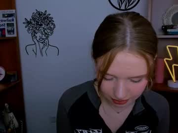 Eva_drive, 23 years old, GOAL: MY FIRST DAY #new #teen #18+ #shy #pvt [111 tokens remaining], webcam photo