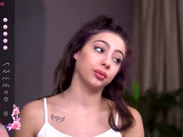 Evacherie, Let me crown your night with pleasure?? - Goal: Pussy play?? #teen #young #natural #petite #lovense, webcam photo