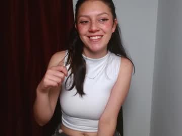 Evangeline_petite, 22 years old, Evangeline_petite's room #nonude #hairy #beauty #young #deepthroat, webcam photo