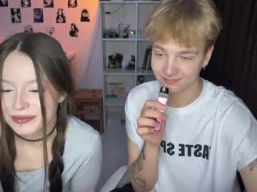 Live cam boy Evimoonloll, 18 yrs – Hot Male Cams