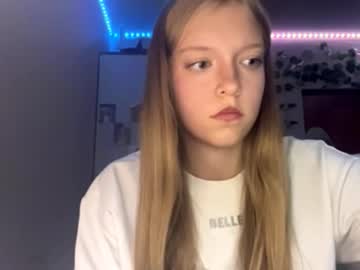 Floriabippus, 18 years old, GOAL: It's nice to scratch your nose [9 tokens remaining] Greetings to all, i'm Nicole and I'm new here! Welcome to my room!  #shy #18 #new #smalltits #blonde, webcam photo