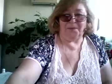 flowerlover8 - Live EU Performer