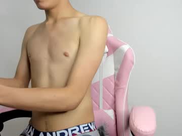 Recommended: forbidden_kisses