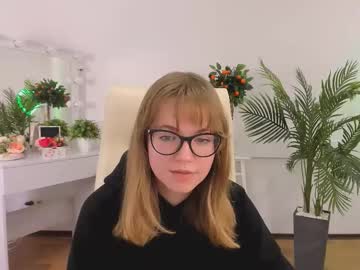 Forest__song, 19 years old, My happy first day! [555 tokens remaining] #18 #new #glasses #blonde #nonude, webcam photo