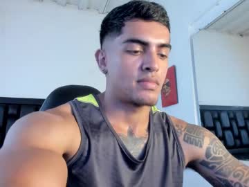 Franco_ruiz_ big cock cam stud 29 yrs streaming live