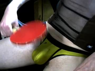 gay_slave_on_cam's Profile Image