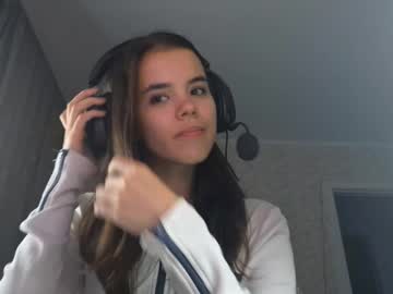 Georgettecoraham, 18 years old, Goal-I feel a bit shy but I want to try my first soft dance- Hi guys im a little shy girl  .It's my first day here.Let’s make this time unforgettable for me and you. I hug everyone!  #shy #new #teen #, webcam photo