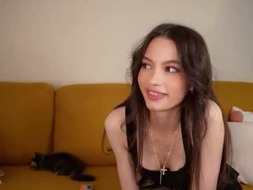 Georgiamorandi, 21 years old, I am back, waiting to see you my prince!^ - Goal: Show my Kitty:) [532 tokens left] #teen #shy #new #student #young, webcam photo