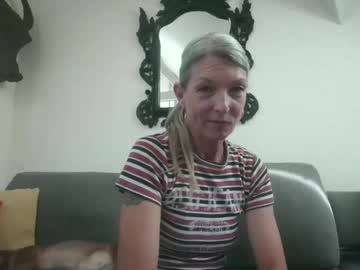 Germansweety199y • turn around  :-) • public