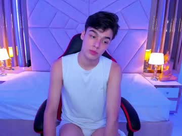 Gerony_ • skinny19y • Medellin - Colombia • public
