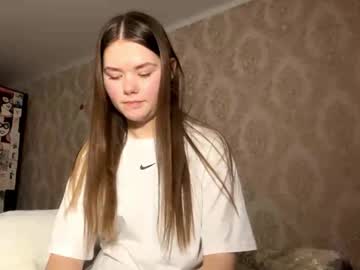 Gertruddials, 18 years old, Hi hi, it is my first day here;3 Goal: Stand up and show my outfit;3 #new #shy #young #teen #18 [0 tokens remaining], webcam photo