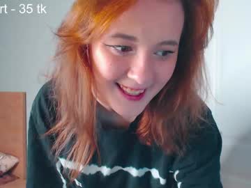 Girl_in_jeans, 20 years old, GOAL: sansual massage ass close to cam [0 tokens remaining] Hello! Its my 1st day here^^ #shy #teen #redhead #cute #new, webcam photo