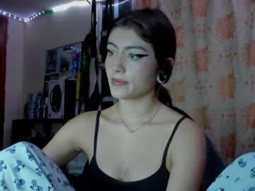 Giulietta_mon, 19 years old, Stand up and turn around [5 tokens left] #young #18 #smalltits #skinny #latina, webcam photo