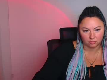Goddessnika_, 38 years old, GOAL: Mini dance [174 tokens remaining] Welcome to my room! #shy #new #natural #cute #milf, webcam photo