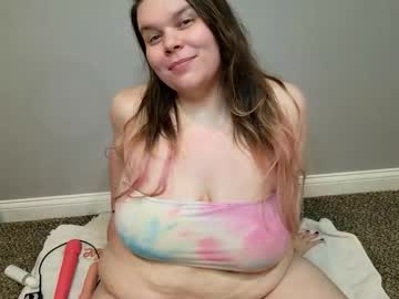 Squirting cam girl Goddessrealta age 31 yrs live now