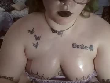 Gothicgoddesss • goth18y • Satan's Castle • public