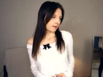 Graycehertler, 18 years old, My name is Lillian, my goal: Lift up my sweatshirt and show my belly  #new #shy #18 #cute #teen [30 tokens remaining], webcam photo
