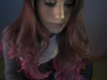 Live cam performer Greeny_mat streaming now