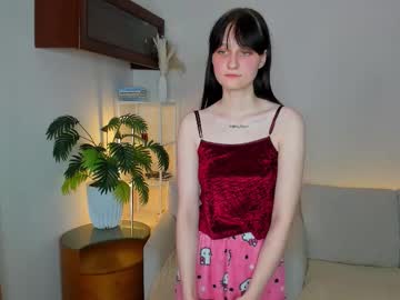H0lyangel, 18 years old, Eye contact^^ :3 #18 #teen #lovense #new #skinny [11 tokens remaining], webcam photo