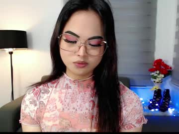 Catch me live as Hailywilson, age 20 yrs in premium male cam shows