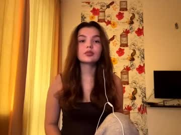 Halleymanda, 18 years old, GOAL: Send you an air kiss <3  My name is Lily. It's my first day here! #new #18 #bigboobs #bigass #teen [19 tokens remaining], webcam photo