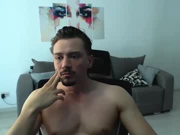 Catch me live as Hankmyerss, age 27 yrs in premium male cam shows
