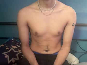 Hardstuckverse, 20 years old, 200 strip goal!! #gay #bi #latino #young #gamer, webcam photo