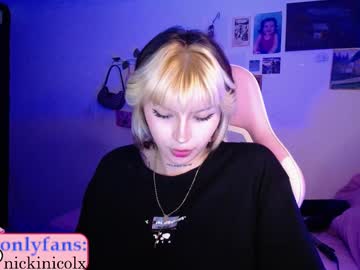 Harumi09 • gothic20y • in your dreams • public