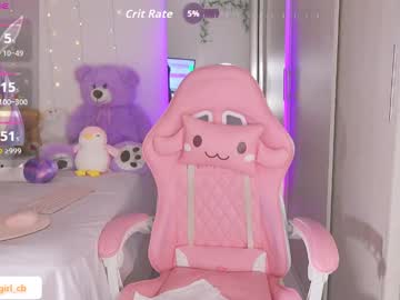 Squirting cam girl Hazelbabee_ age 18 yrs live now
